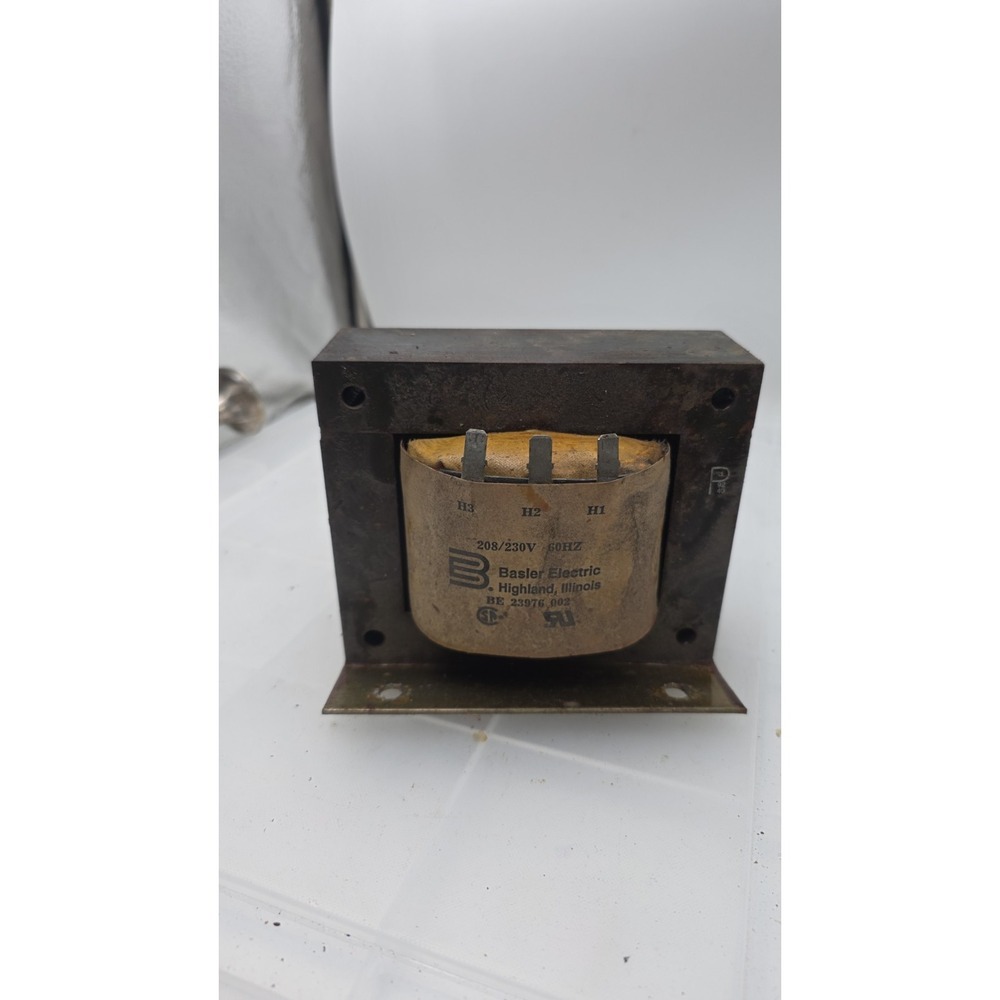 208/230V 60HZ B Basler Electric Highland, Illinols BE 23976,002